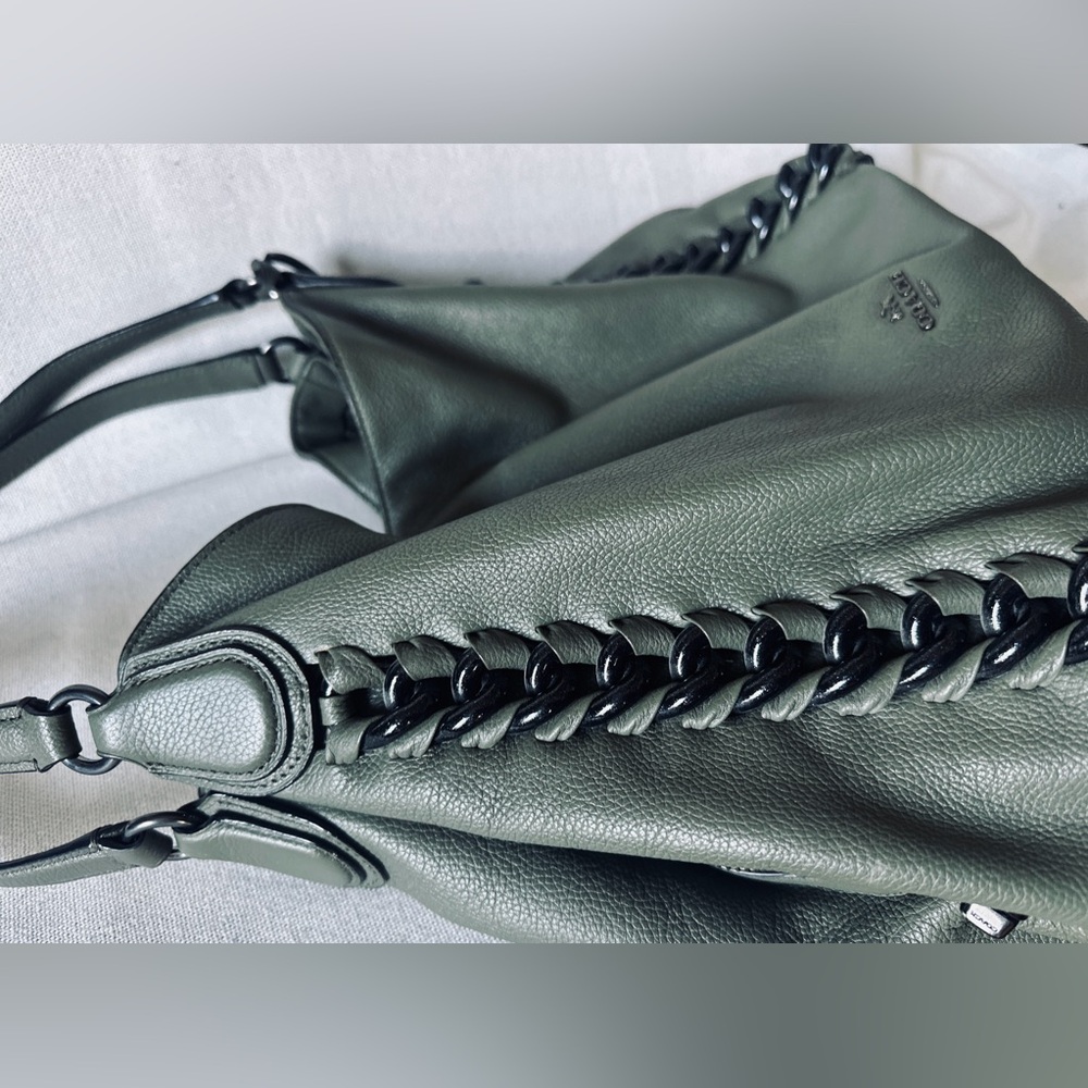 COACH Edie 31 Jumbo Whiplash Pebbled Leather Turnlock Surplus Green Shoulder Bag - Picture 7 of 16